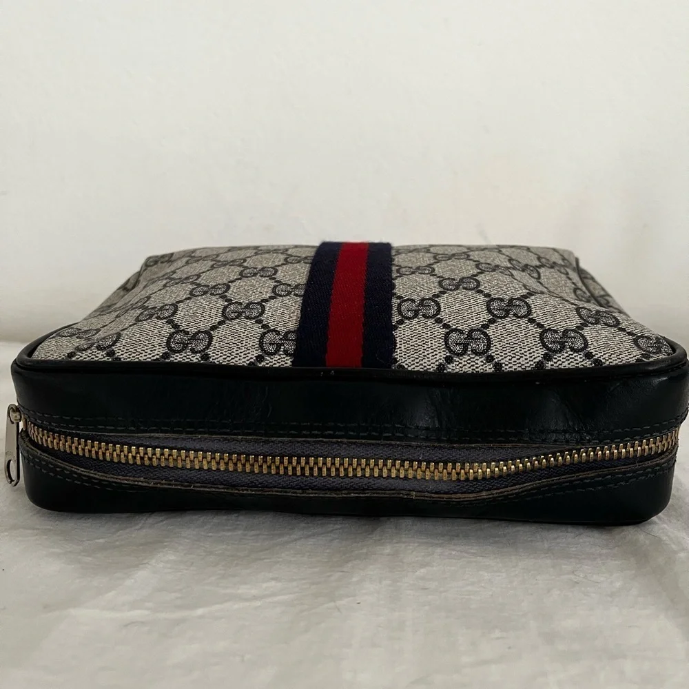 Gucci Blue GG Supreme Sherry Line Clutch Cosmetic Pouch Late1970s-84 Collectible